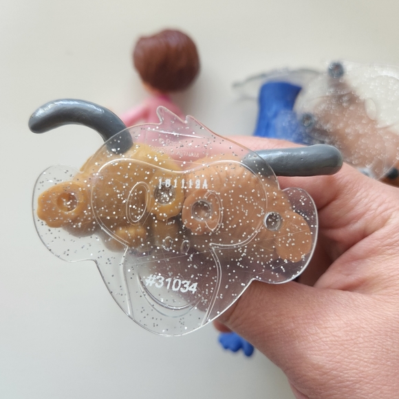 Wonder Park Collectible Toys Greta, June, gus & cooper Boomer 4 Vinyl Figurines - Picture 11 of 13